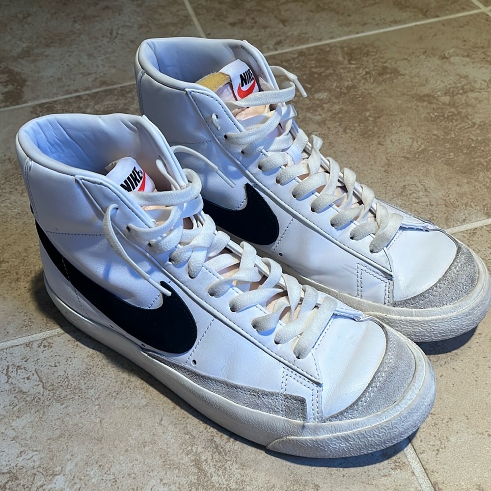 Nike court legacy high tops womens.